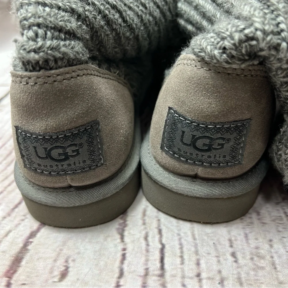 Ugg Classic Knit Cardy Sweater Boots Size 6